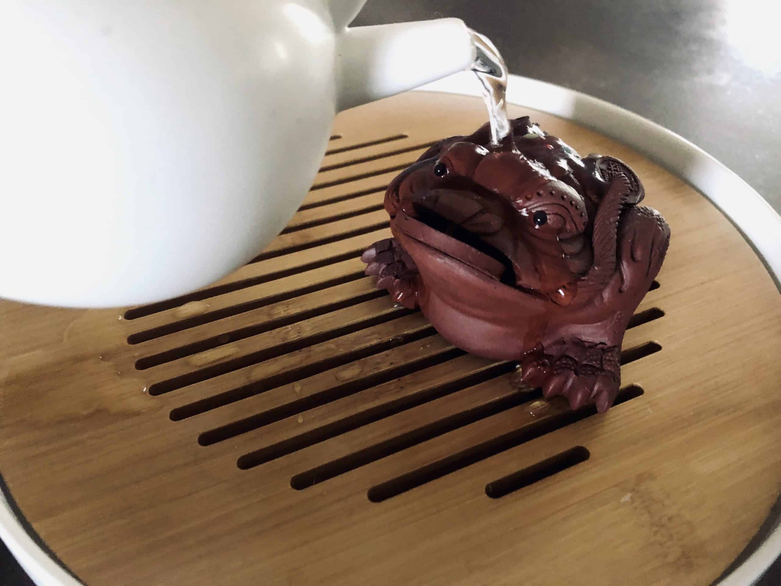 Hoobar Chinese Zisha Tea Pet Tea Tray Pet Accessories Handmade Buddha Tea Pet for Kungfu Tea Tray A Perfect Gift for Tea Lovers 